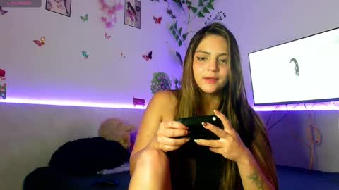 emily_cooper_t online show from October 27, 12:10 am