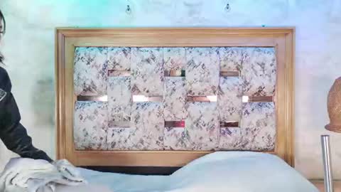 emily_dempsey online show from July 14, 7:08 pm