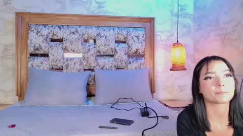emily_dempsey online show from April 23, 7:37 pm