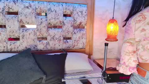 emily_dempsey online show from April 27, 7:33 pm