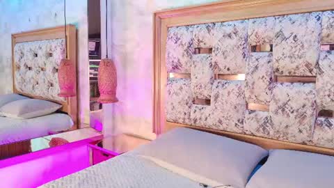 emily_dempsey online show from July 12, 7:06 pm