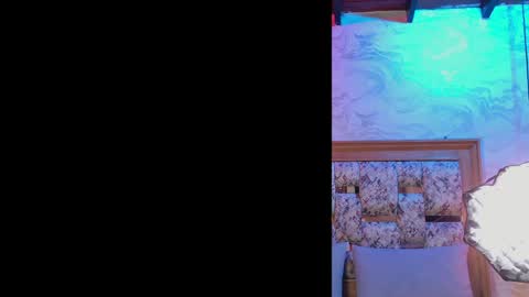 emily_dempsey online show from April 22, 7:32 pm