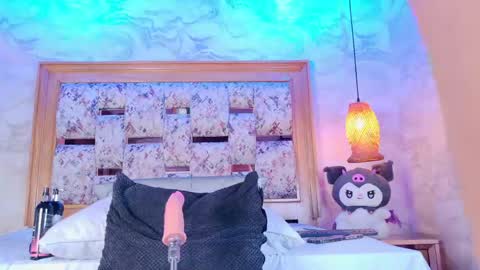emily_dempsey online show from April 29, 7:29 pm