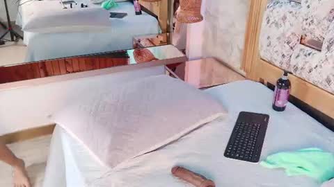 emily_dempsey online show from July 13, 7:17 pm
