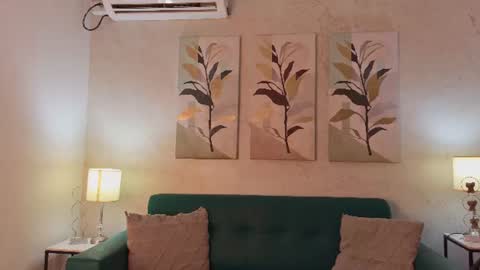 emily_gaviria1 online show from August 5, 12:13 pm