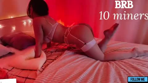 EMILY online show from April 22, 2:52 am