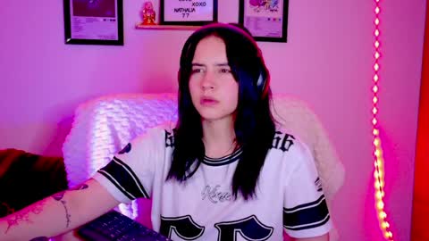 Emily Lindey online show from July 16, 10:40 am