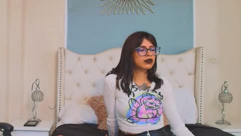 Emily online show from November 27, 3:03 am