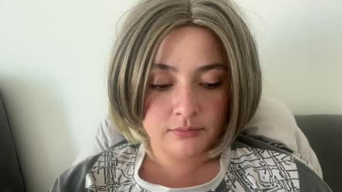 emily_morning_dew online show from August 1, 3:02 pm