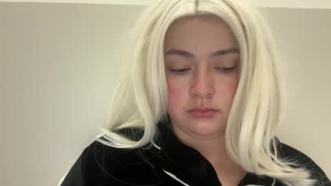 emily_morning_dew online show from February 11, 4:38 am