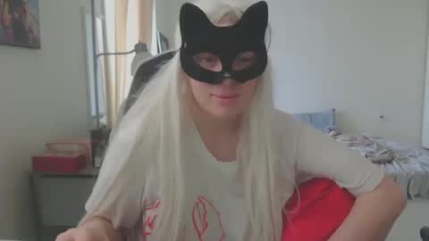 Emily online show from October 10, 8:24 pm