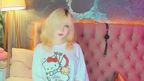 Baby Emelli online show from August 4, 9:49 am