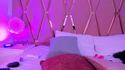 Emily online show from April 29, 2:38 am