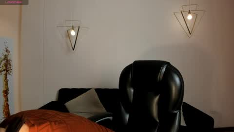Emily Carter online show from May 2, 10:32 am