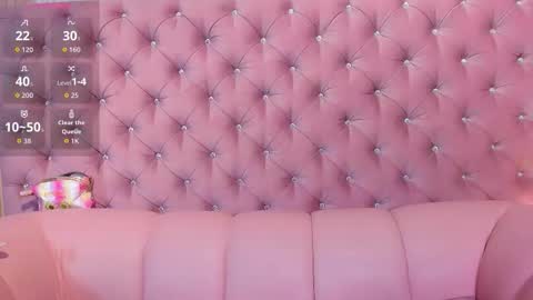 Emily online show from November 6, 3:04 pm