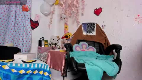 Emily online show from July 24, 8:33 am