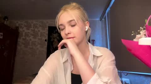 Anetta Anna online show from July 6, 11:18 am