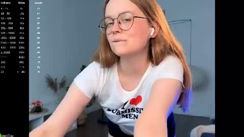 Emily  online show from July 28, 4:39 pm
