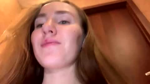 emilygibbes online show from April 30, 3:11 am