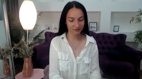emilygreyy__ online show from June 23, 6:25 pm