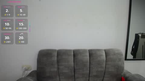 Emilyhines online show from November 29, 2:30 am