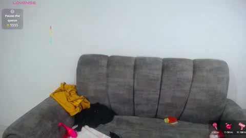 Emilyhines online show from November 5, 2:46 am