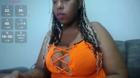 Emilyhines online show from February 21, 11:41 pm