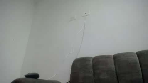 Emilyhines online show from April 29, 2:38 am