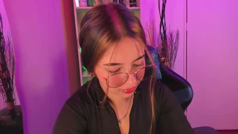 VALEEEN online show from February 24, 3:53 pm