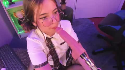 VALEEEN online show from March 8, 11:18 pm