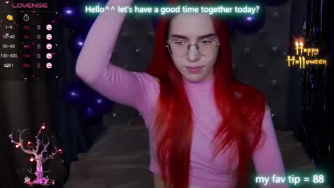 EmilyKents online show from November 1, 1:06 am