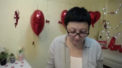 Emily online show from February 3, 6:45 pm