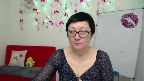 Emily online show from April 23, 6:42 pm