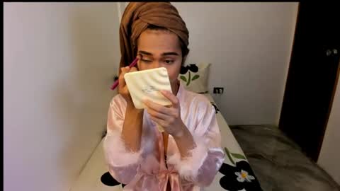 emilyluna07 online show from July 3, 7:07 pm