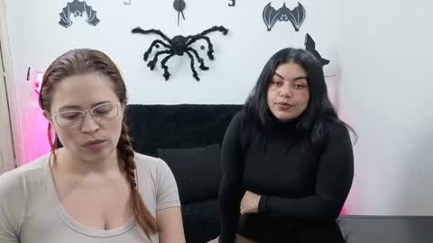 emily  friends online show from October 24, 9:48 pm