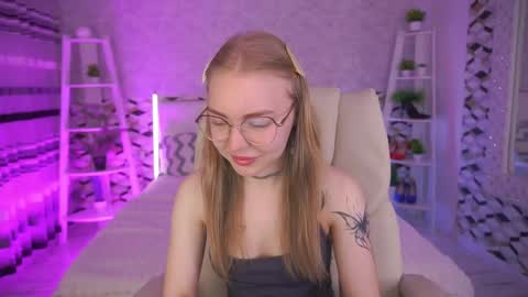  MY NAME IS Emily WELCOME EVERYONE I WILL BE HAPPY TO GIVE YOU WHAT YOU HAVE DREAMED OF FOR SO LONG online show from June 5, 6:52 am