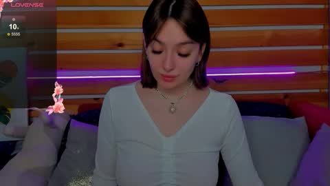 Emily online show from February 5, 1:20 am