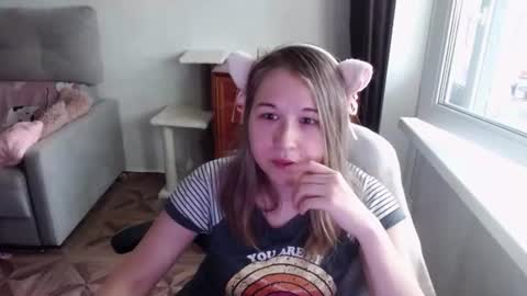 emilyway online show from July 7, 5:31 am