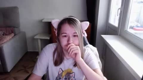 emilyway online show from June 10, 9:19 am