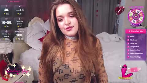Snapshot of emilywhisperawesome chatting on February 21, 6:59 pm emilywhisperawesome online show from February 21, 6:59 pm