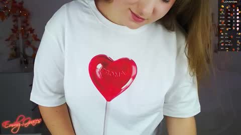 Snapshot of emilyxgrasez chatting on September 27, 11:24 pm Emily online show from September 27, 11:24 pm