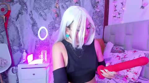 Emily Gomez online show from March 9, 4:11 pm