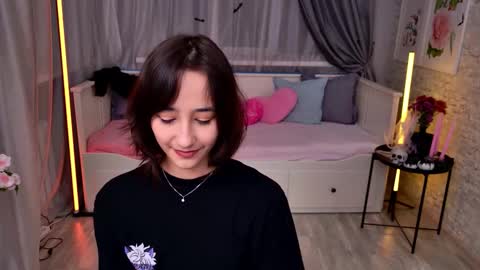 Snapshot of emilyyswonn chatting on October 26, 4:39 pm Emily online show from October 26, 4:39 pm