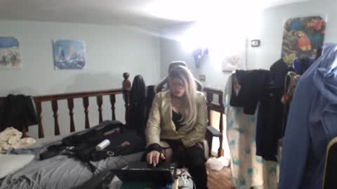 emma online show from February 9, 10:53 am