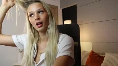 Your Emma online show from July 20, 8:32 pm
