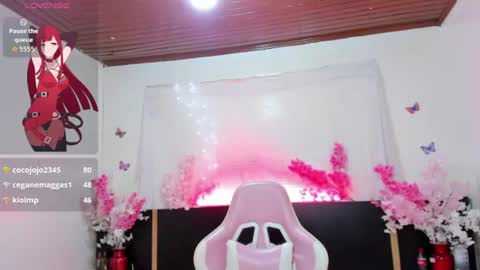 emma_ayala online show from June 22, 7:21 pm