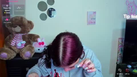 emma_boo_ online show from February 23, 4:53 pm