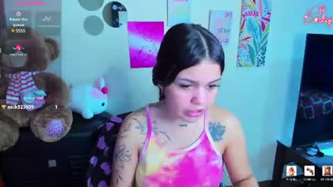 emma_boo_ online show from June 30, 4:39 pm