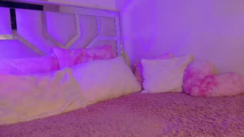  Emma  online show from July 28, 3:26 am