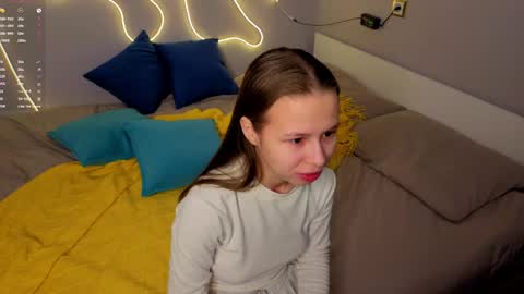 Emma online show from May 5, 1:23 am